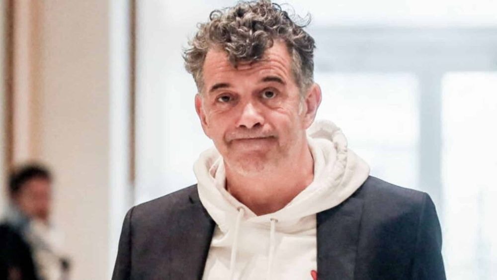 "Violeur !" : Stéphane Plaza pris à partie pendant une manifestation, les policiers appelés en renfort !