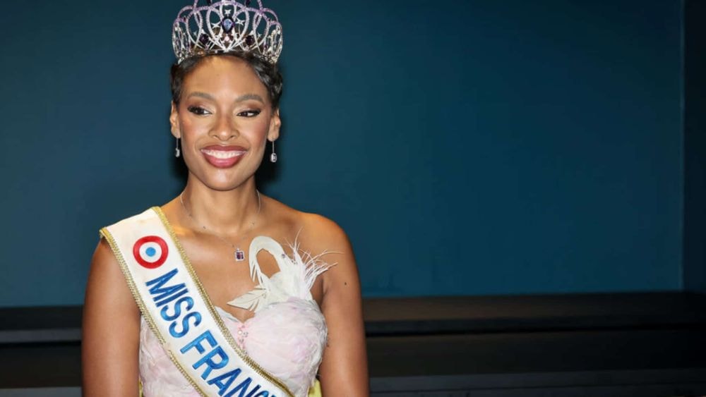 Angélique Angarni-Filopon : cette ancienne Miss se fait supprimer son compte après un énorme dérapage !