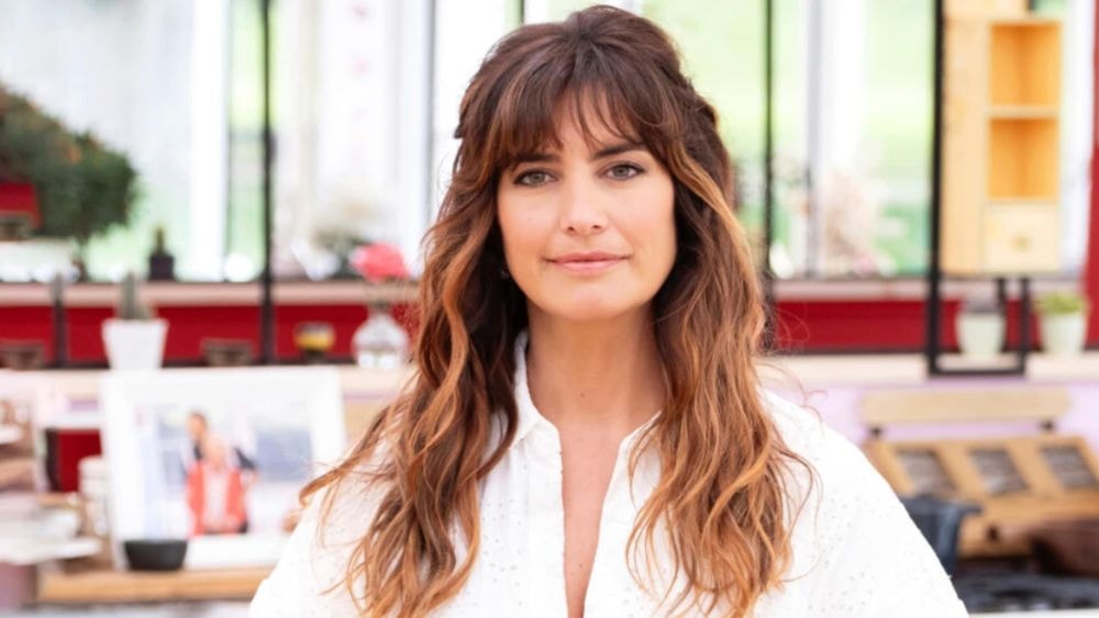 "Il a fermé les yeux" : en larmes, Laëtitia Milot raconte le jour où elle a perdu son premier amour