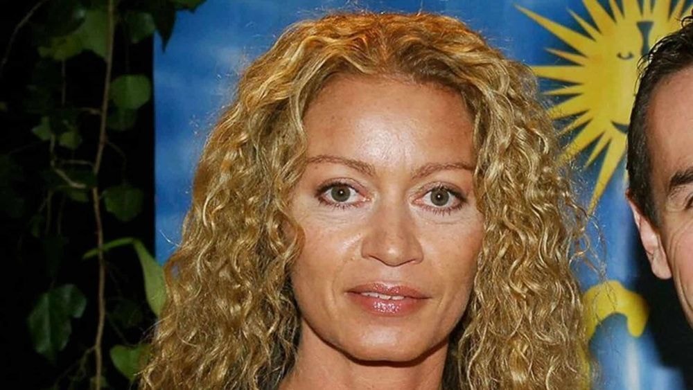 "Allez vous faire cuire le c*", Raphaëlle Ricci, ex-professeure de la Star Academy pousse un énorme coup de gueule concernant les législatives !