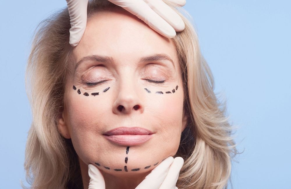 Chirurgie esthétique : les 8 questions que tout le monde pose (en secret) à ChatGPT