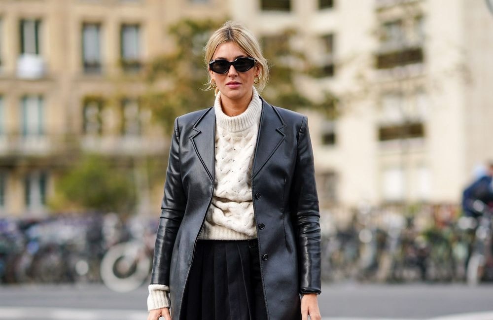 Voici 4 façons de porter une jupe courte cet automne
