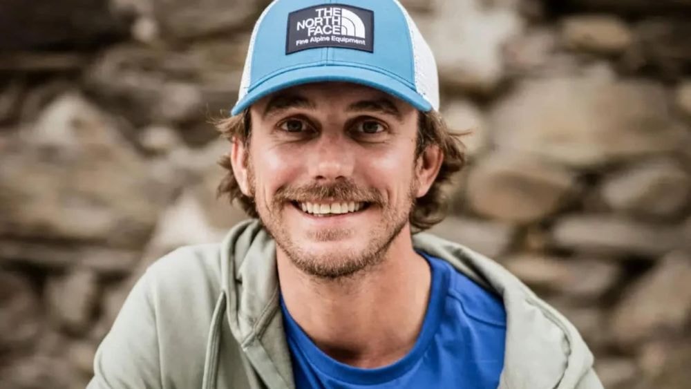 "Horrible nouvelle" : Guillaume Pierrel, l’alpiniste qui a aidé Inoxtag à gravir l'Everest, est mort lors d'une avalanche !