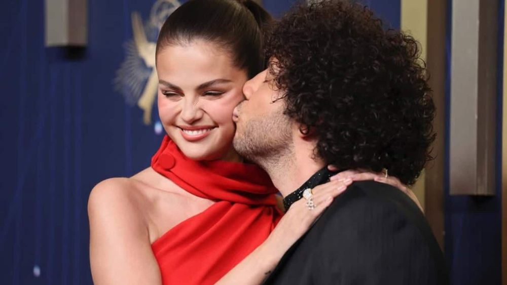 Selena Gomez : la chanteuse dévoile ses deux incroyables robes de mariée sur Instagram !