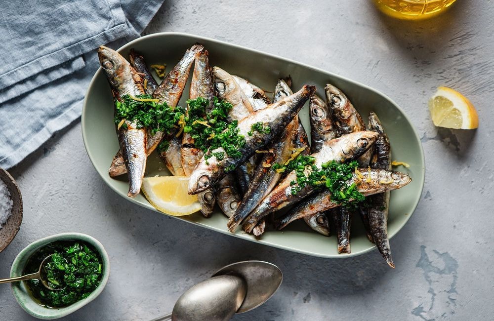 Sardines, mangue et citron vert : la recette d'été facile et ultra-fraîche du chef Cyril Fabien