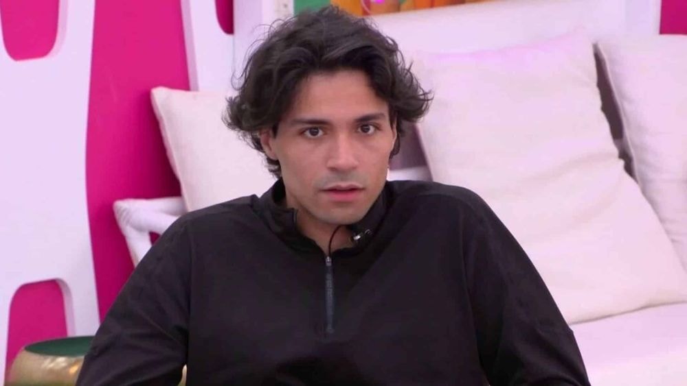 "Il m’a brisé le cœur…" : à peine marié, Mayer se fait larguer publiquement, regardez !