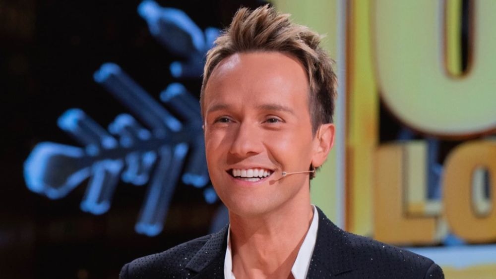 Cyril Féraud : adorable cliché avec son fils pour Noël, les internautes sous le charme !