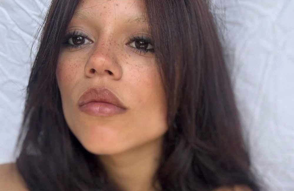 À son tour, Jenna Ortega ressuscite cette tendance phare des années 2000