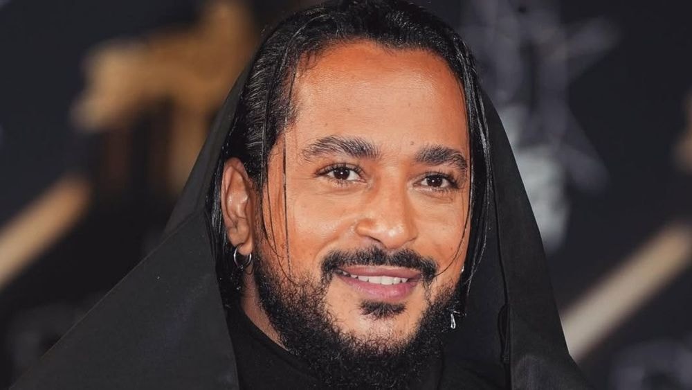 Slimane : accusé d'agressions sexuelles, il change totalement de vie