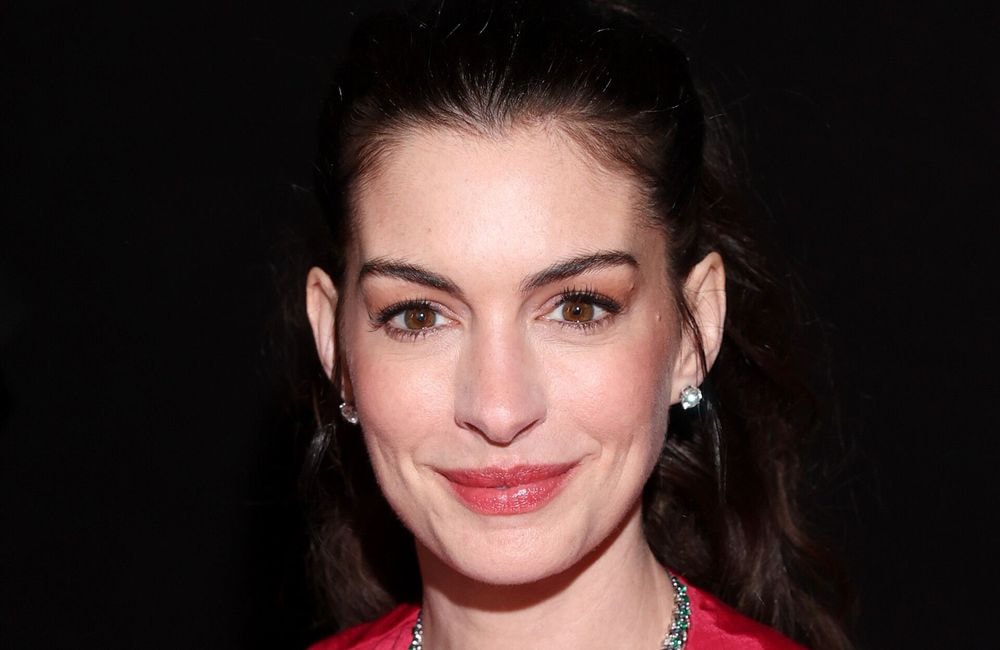 Non à la maigreur extrême : Anne Hathaway impose ses règles sur le tournage du Diable s'habille en Prada 2
