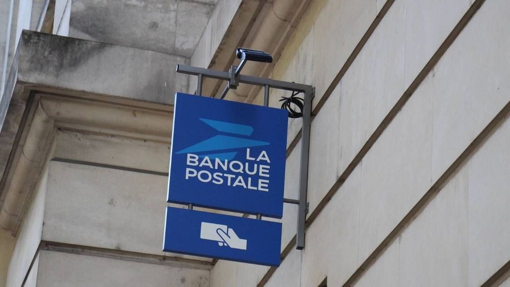 La Banque Postale : « est-ce que je conserve mon IBAN si j'ai un compte Ma French Bank ? »