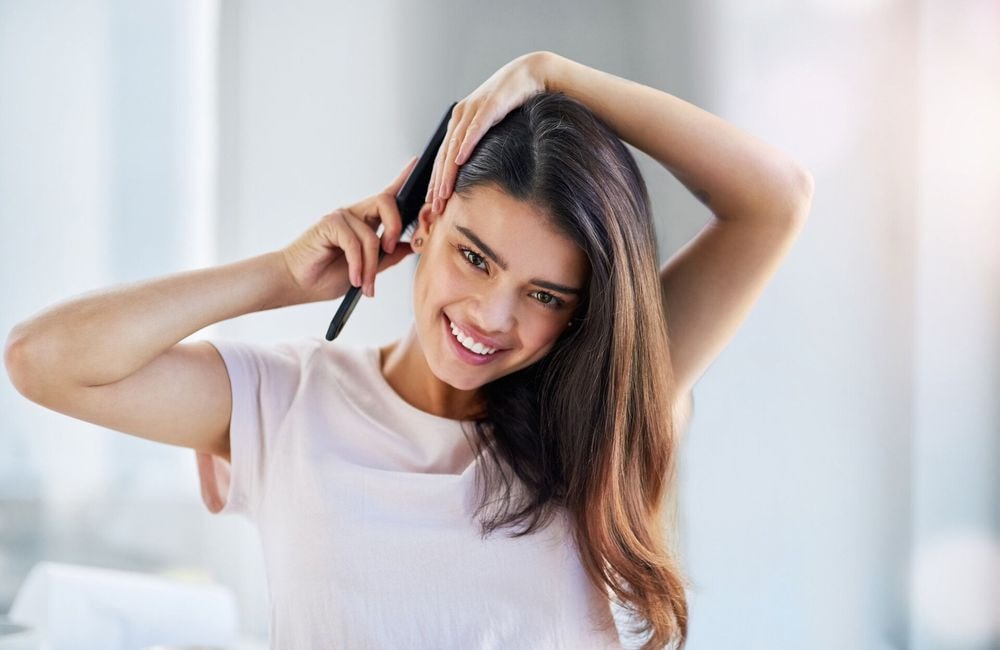 Primée pour son design innovant, cette brosse à cheveux facilite grandement le coiffage