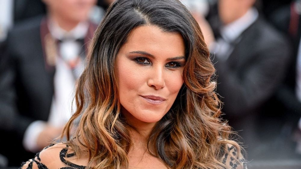 Karine Ferri (43 ans) très attirée par une femme : "Elle a un côté dominatrice"