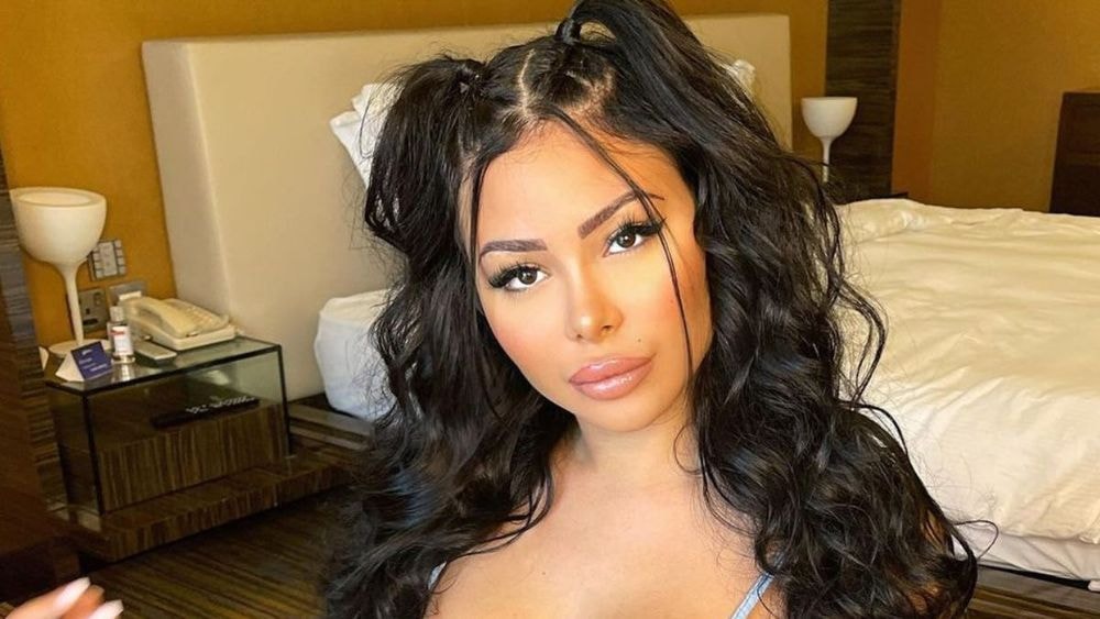 Maeva Ghennam : en plein bad buzz à cause de sa religion, elle réagit
