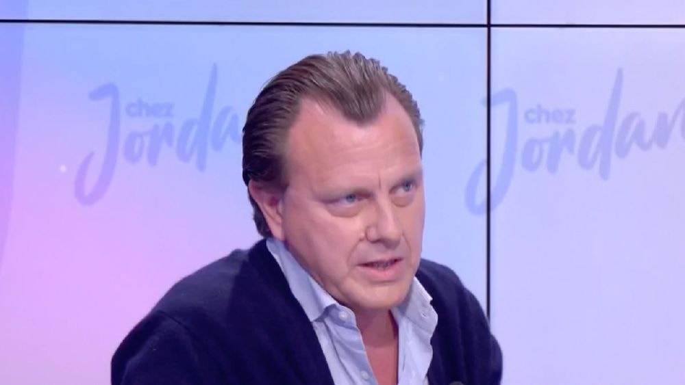 Le fils de Claude François atomise Faustine Bollaert