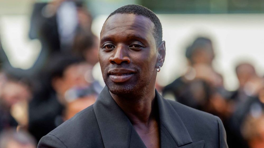 Vanessa Paradis (52 ans) sans tabou sur sa première fois avec Omar Sy : "Pas facile…