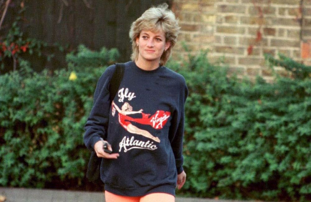 Porté par Lady Diana, ce sweatshirt iconique est réédité quarante-ans après sa sortie