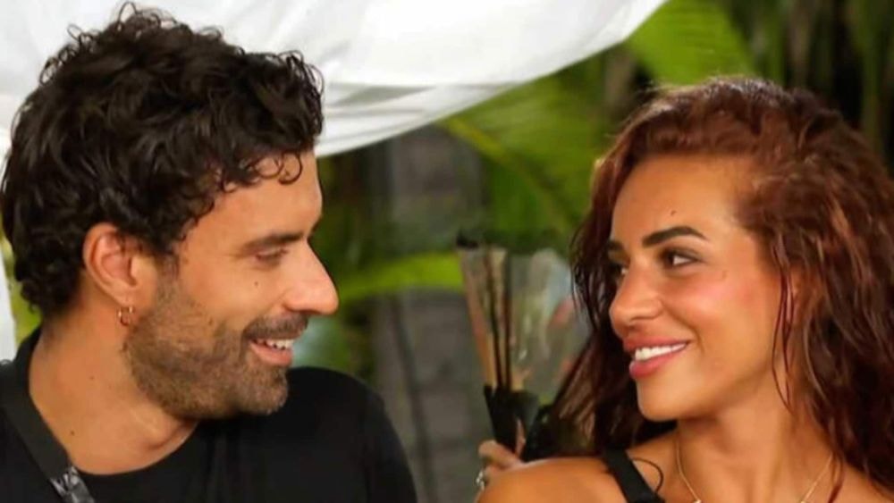 Marwa Merazka : après son opération du nez, Vincent Queijo dévoile enfin le visage de sa chérie, regardez !