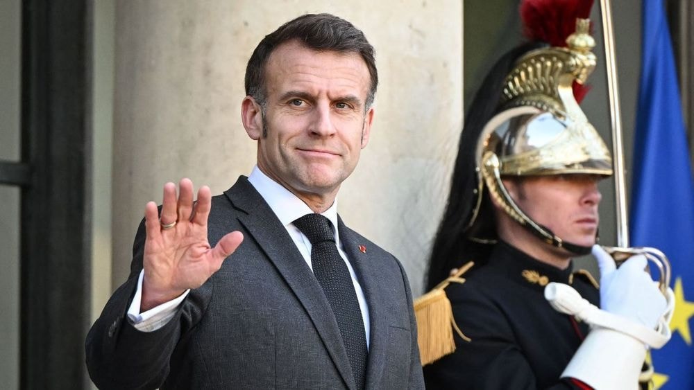 Affaire Patrick Bruel : Emmanuel Macron prend une décision forte après la controverse liée à Gérard Depardieu et les réactions se multiplient