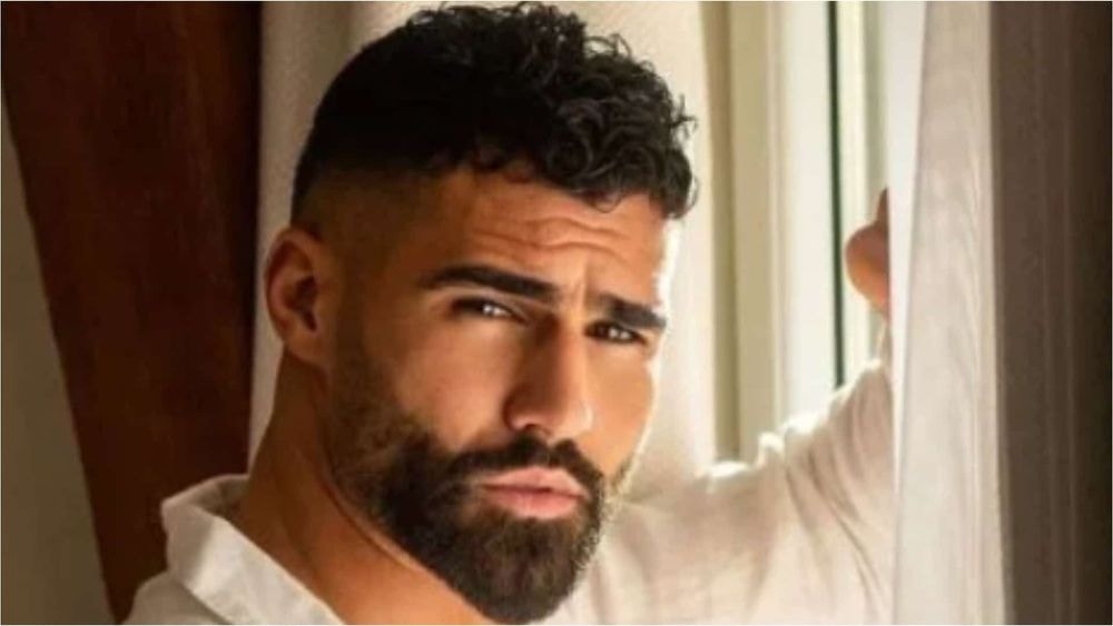 Jonathan Matijas : sa vidéo de Noël très critiquée sur la Toile, il réagit cash !