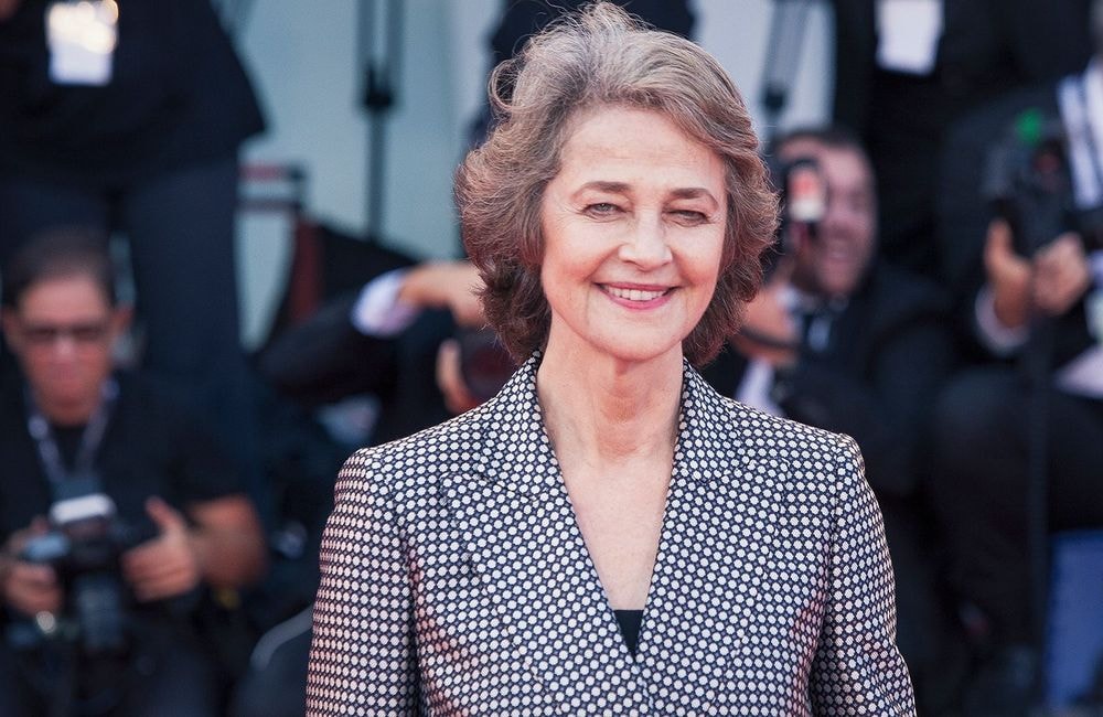 Charlotte Rampling, 78 ans, craque pour une coupe à la garçonne ultra tendance