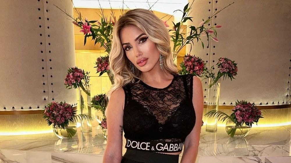 Manon Marsault : sur les nerfs, elle s'embrouille avec un inconnu à Dubaï