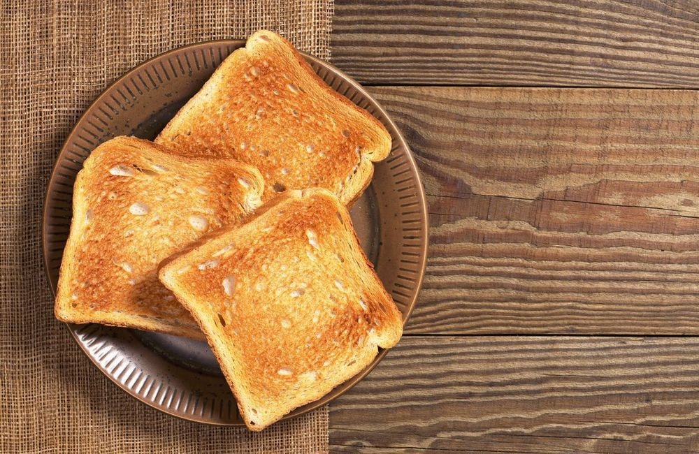 Voici pourquoi le pain toasté est meilleur pour la santé