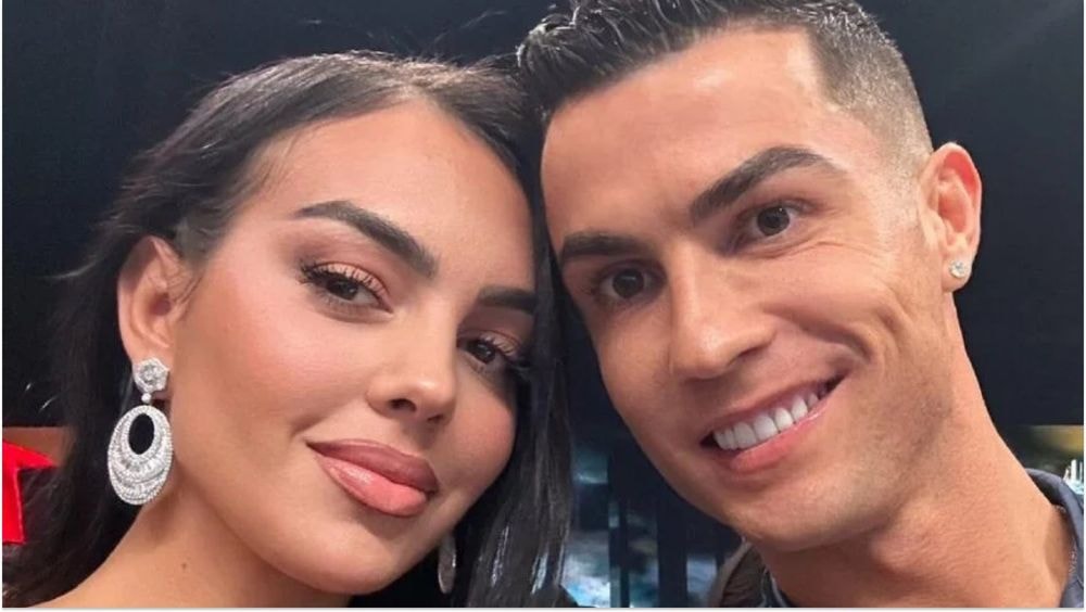"Je vous suis reconnaissant…" : Cristiano Ronaldo fait une touchante déclaration aux femmes de sa vie