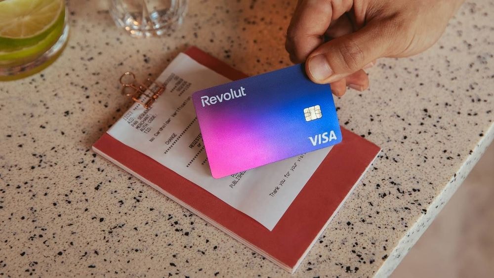 Banque en ligne : mais qui est derrière Revolut ?