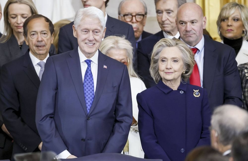 Affaire Epstein : les Clinton assignés à comparaître par le Congrès