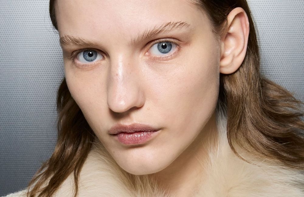 Ces 3 astuces makeup permettent un effet lifting sans chirurgie