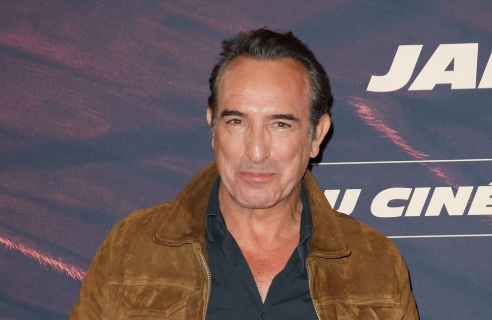 « C'est le sens même de l'existence » : Jean Dujardin se confie sur son rôle de père de famille