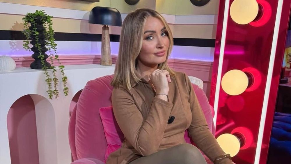 Beverly Bello : en couple depuis 2 ans avec un homme de 18 ans son aîné, une photo du couple dévoilée !