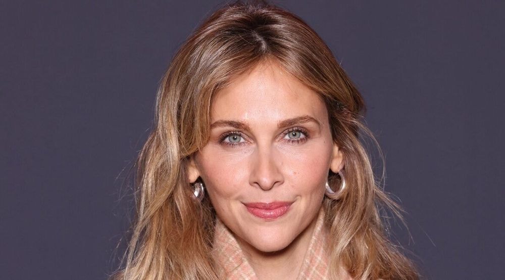 Ophélie Meunier ouvre les portes de son élégant refuge parisien où elle vit avec sa famille
