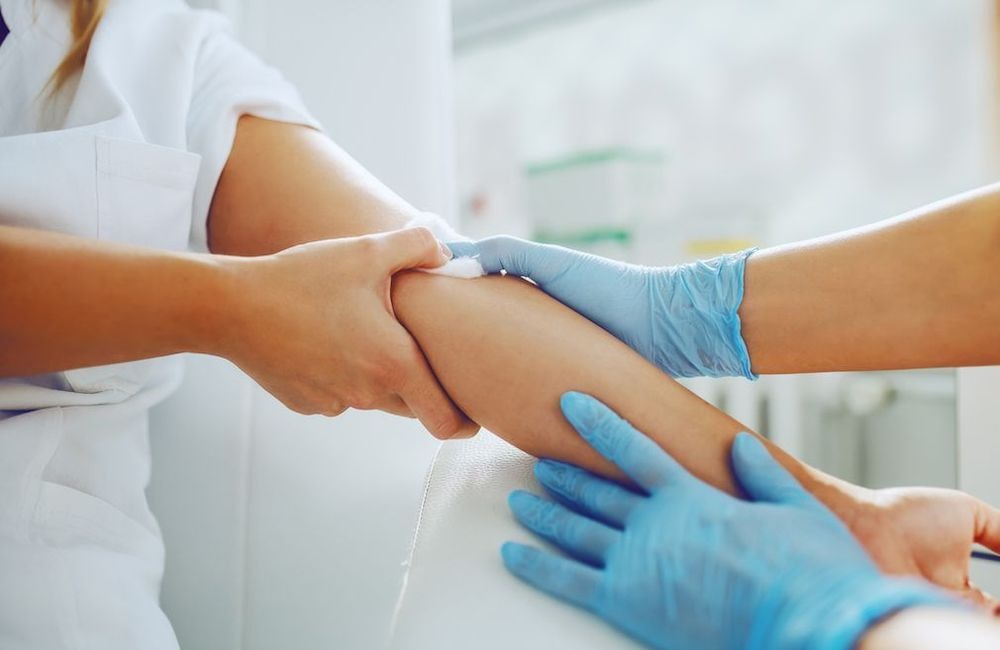 Le dépistage de ces quatre IST sera bientôt gratuit pour les jeunes, sans ordonnance