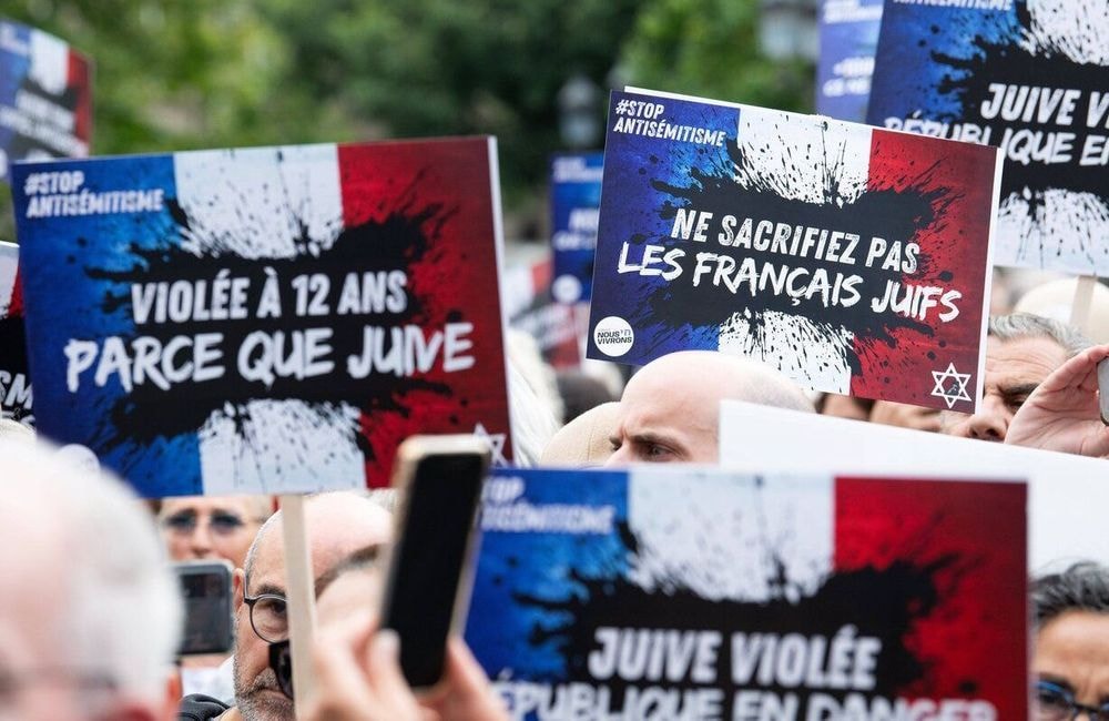 Les parents de la collégienne juive de 12 ans violée à Courbevoie s’expriment pour la première fois