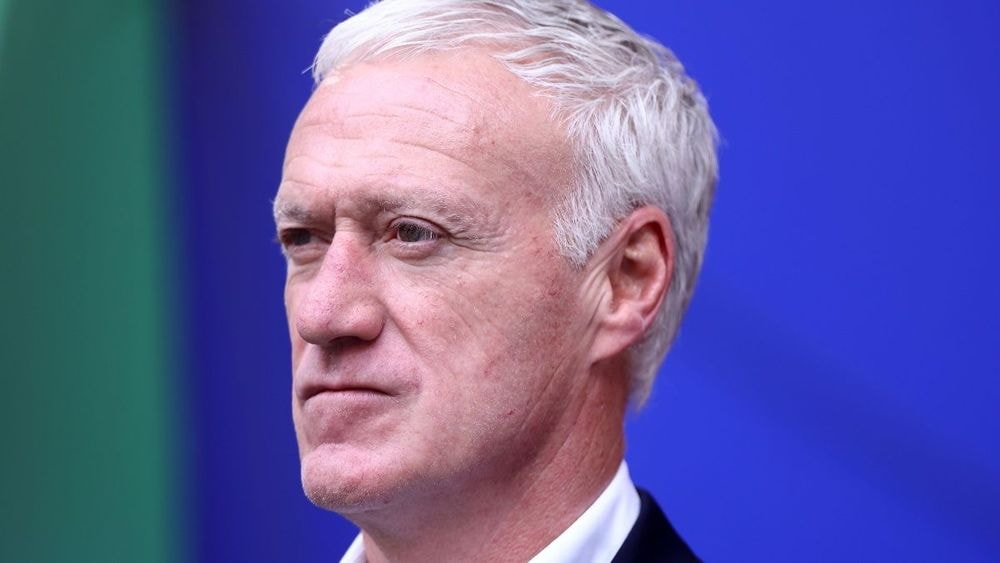 À 55 ans, Didier Deschamps parle ouvertement de sa vie intime : "Ma femme vous dirait...