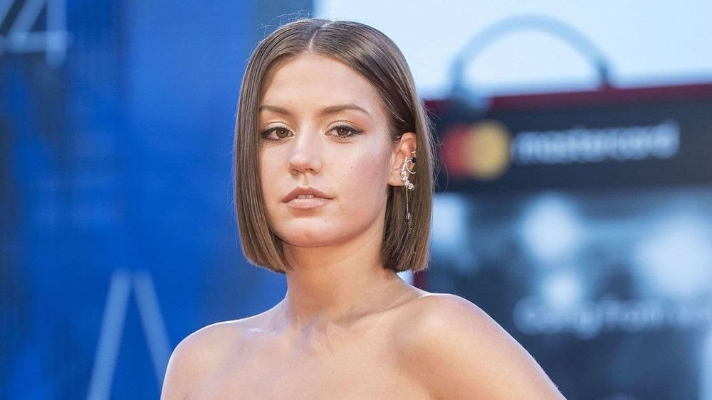 Adèle Exarchopoulos : elle raconte un évènement très embarrassant au début de sa carrière, "j'ai jamais oublié"