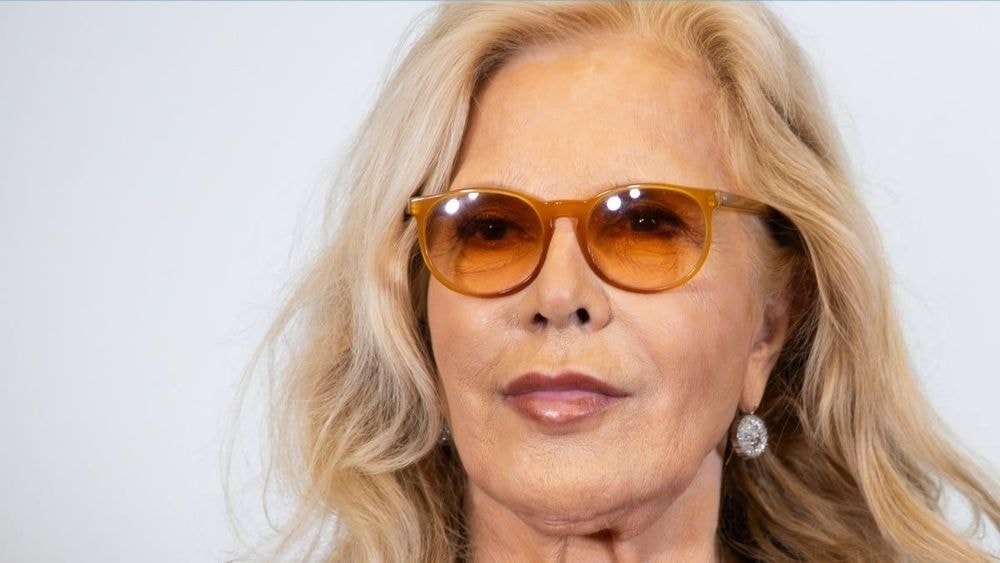 "Comment je dépense mon argent ?" : Sylvie Vartan dévoile sa maison chic, pépite nichée dans le 16e arrondissement