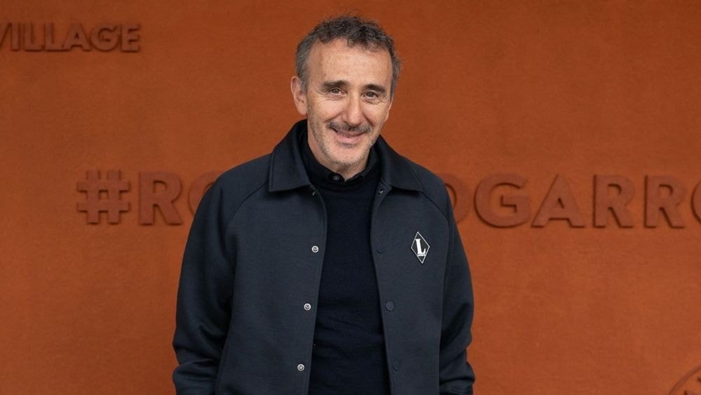 Élie Semoun : "Une méchante coupure", l'humoriste raconte son passage aux urgences en pleines vacances en Corse