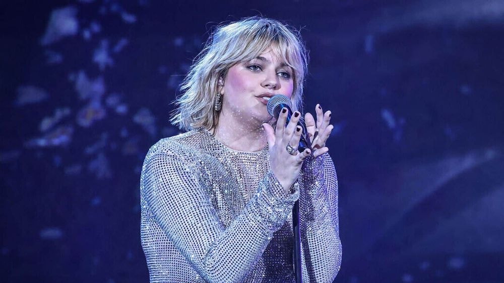 "On veut tous gagner…" : Louane balance sur les coulisses de l’Eurovision et se livre sur les coups bas entre les participants !