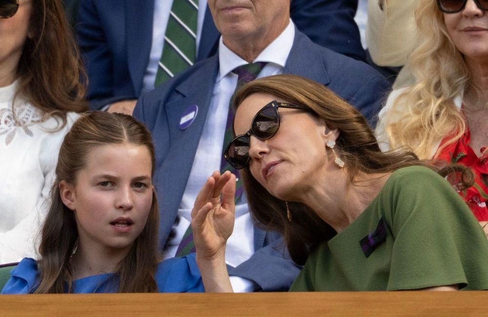 Kate Middleton complice avec sa fille Charlotte à Wimbledon