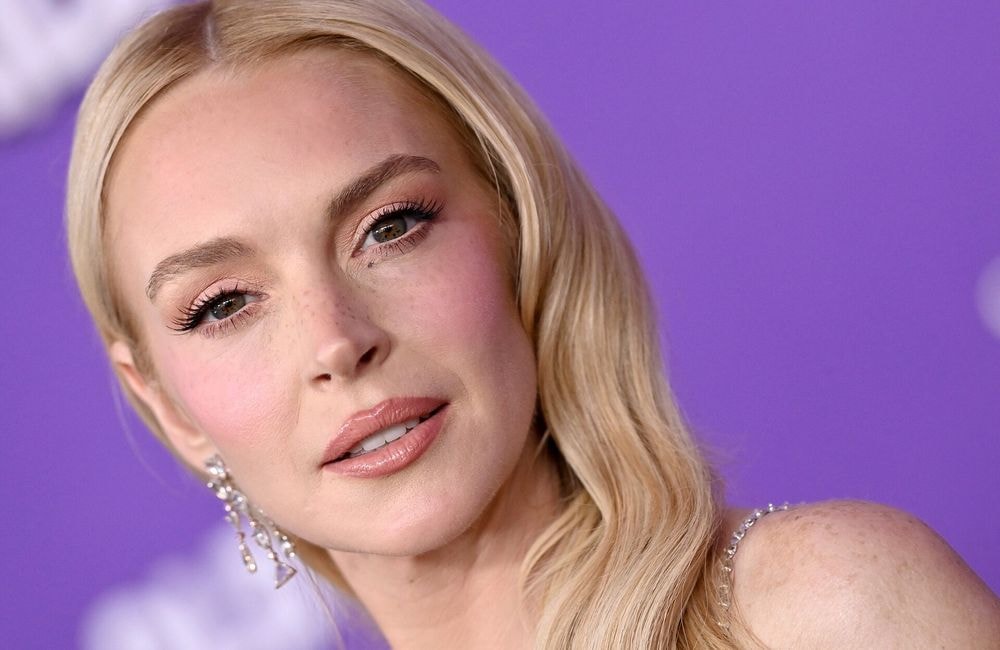 Lindsay Lohan sans maquillage : un aperçu rare de son éclat naturel qui enflamme la Toile