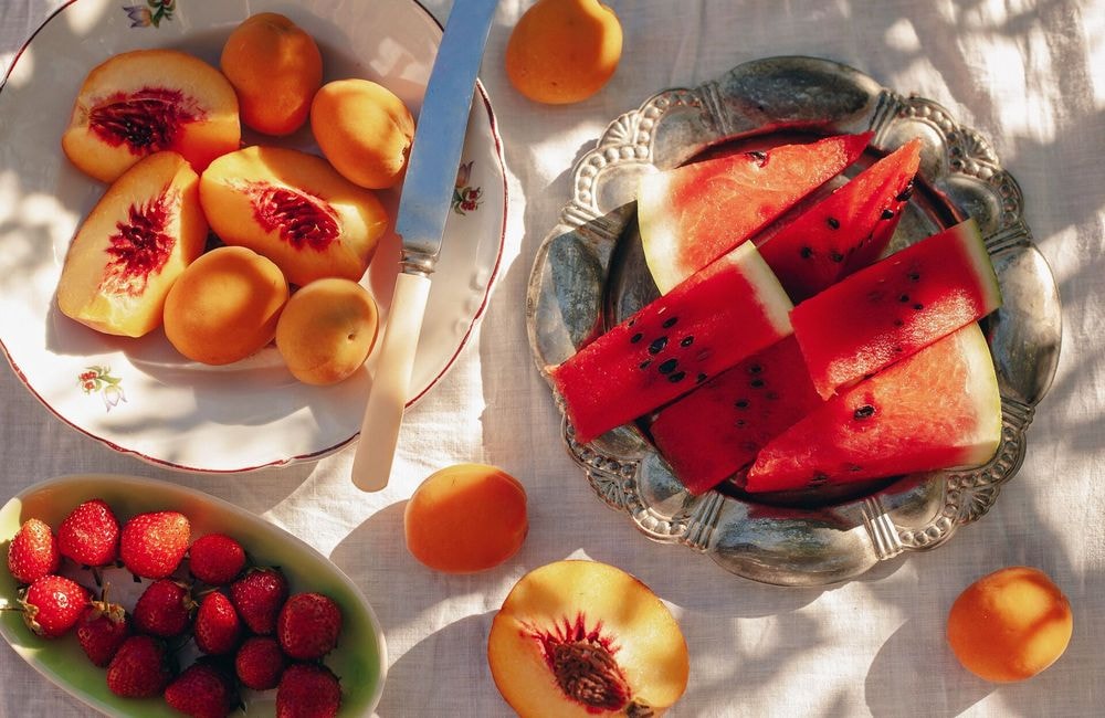 Canicule : le docteur Jimmy Mohamed dévoile les fruits parfaits à manger quand il fait très chaud