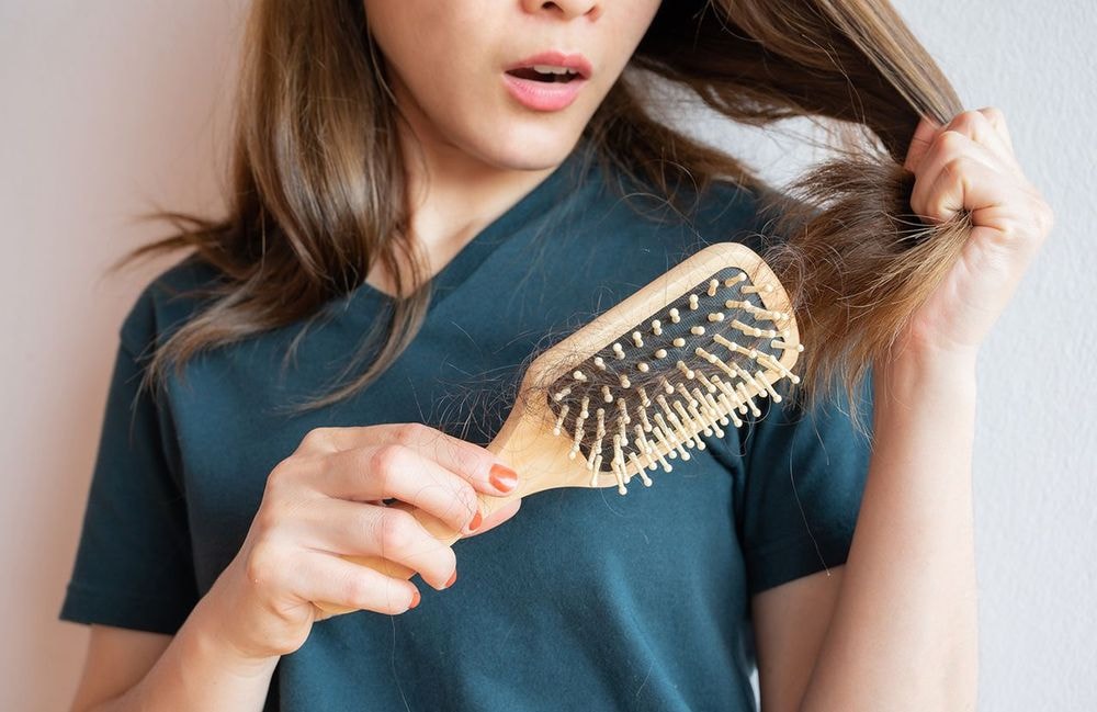 Perte de cheveux à l’automne : ce complément alimentaire se vend toutes les 3 minutes