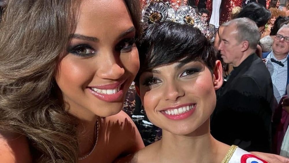 Indira Ampiot (Miss France 2023) réagit à la maladie neurologique d'Eve Gilles