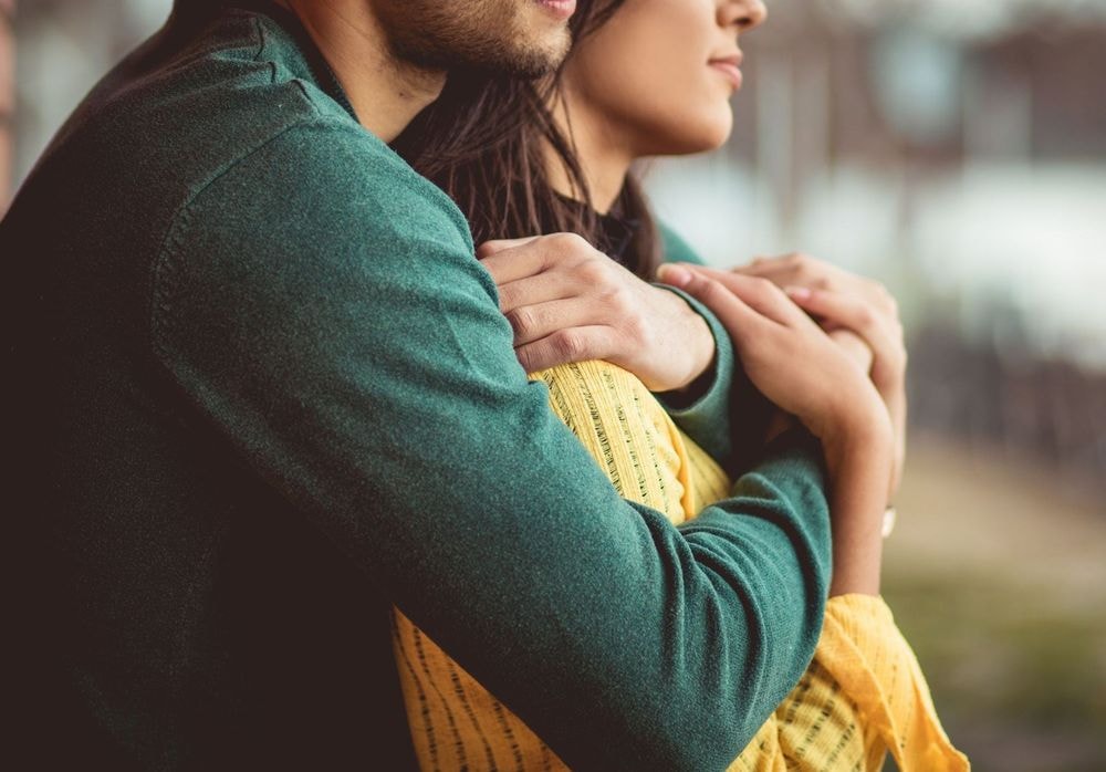First Love Theory : les hommes, incapables de se remettre de leur premier amour ?