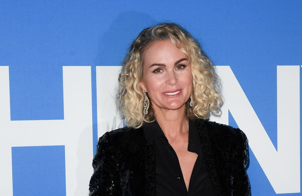 Laeticia Hallyday de retour en France : elle visite un endroit symbolique lié à son histoire avec Johnny