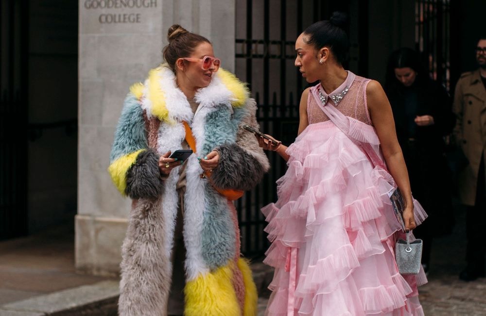 S’habiller avec des couleurs peut-il enrayer notre déprime saisonnière ?