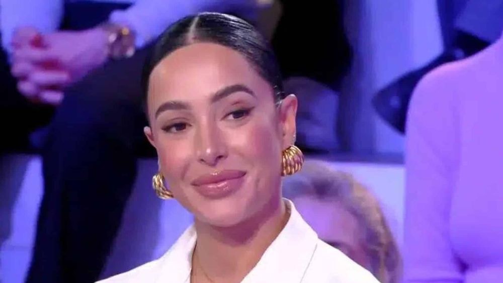 "Après Maeva, c'est elle" : Léa Mary voilée pour souhaiter un bon Ramadan, les internautes furieux après cette vidéo !